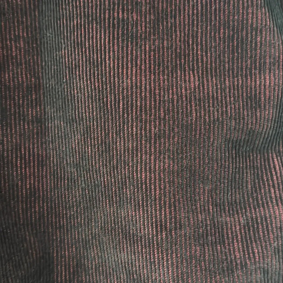 Erik Ellington Krew Short in Maroon Velvety Corduroy Knee Length Size 28 - Picture 3 of 11